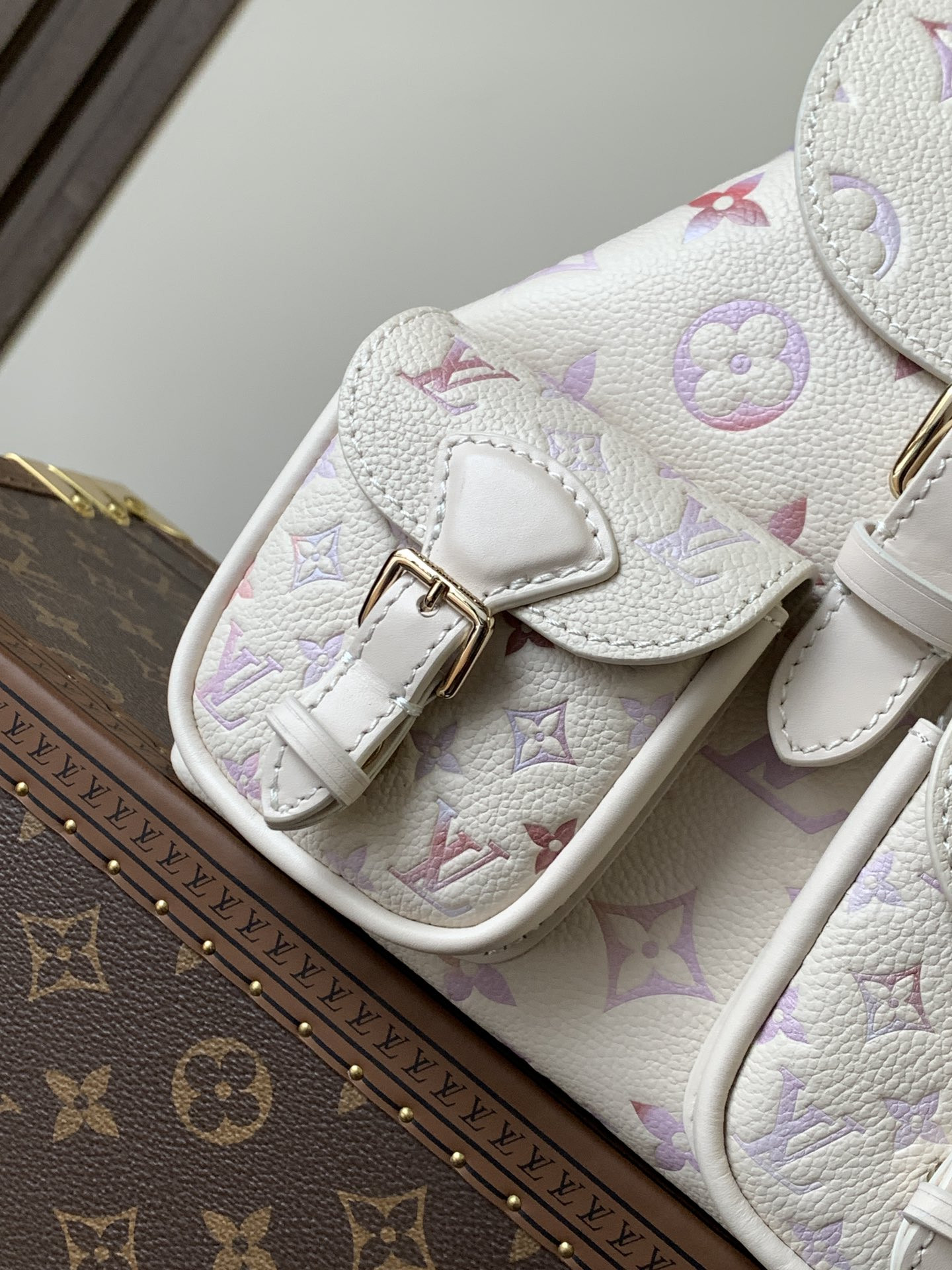 LV BACKUP Backpack M15113 20x22x14cm