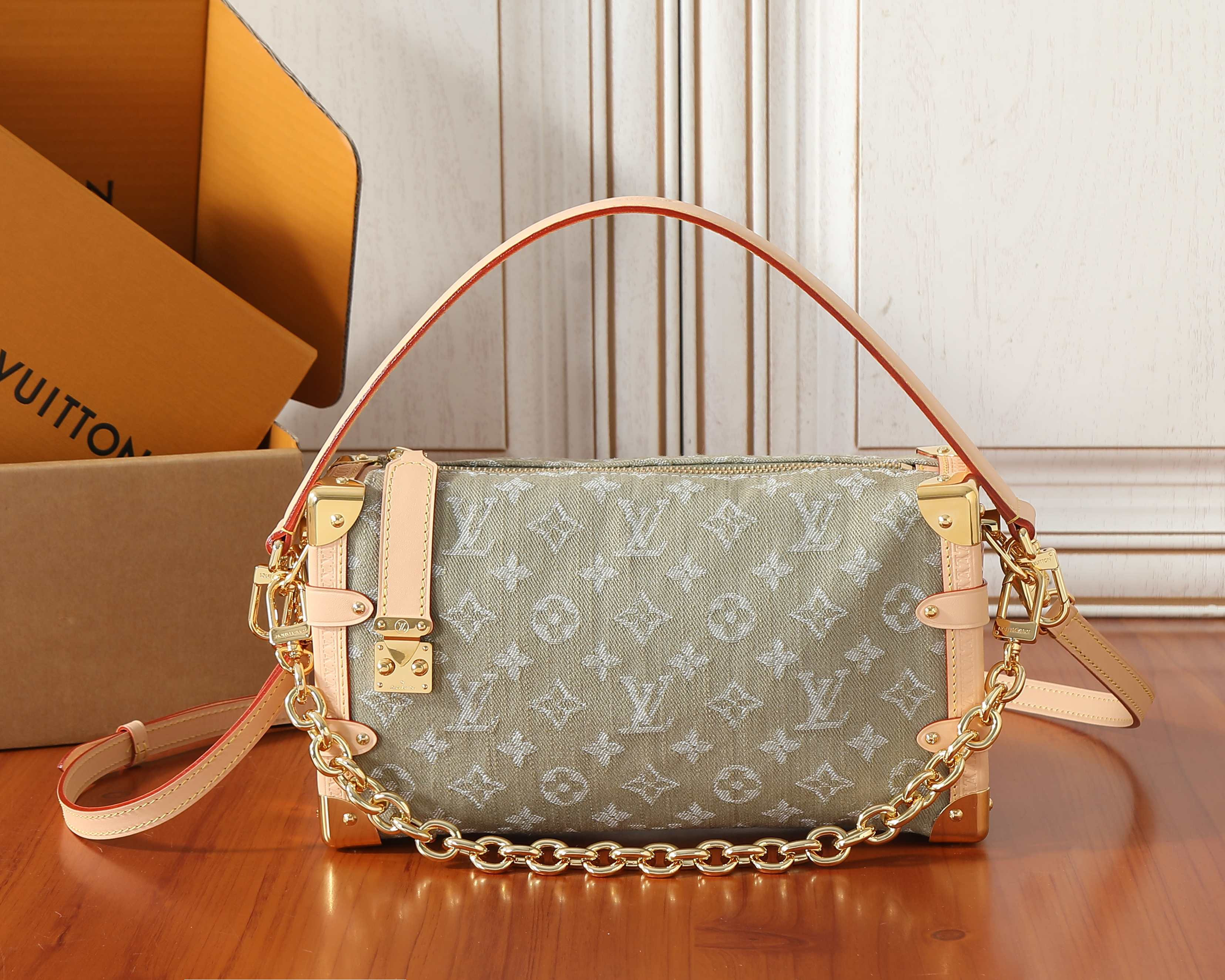 LV Side Trunk MM East West M27451 28x15x7cm