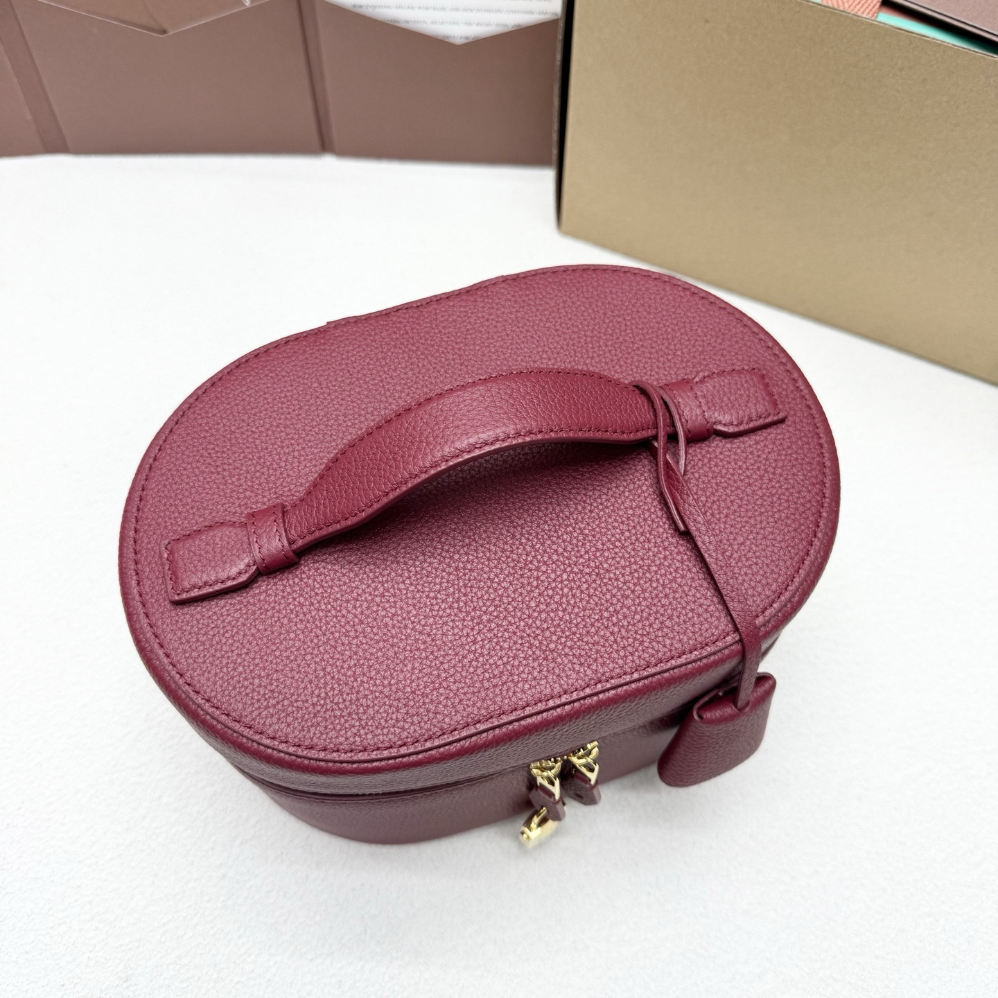 L**o p*ana extra vanity case 21x15x12cm