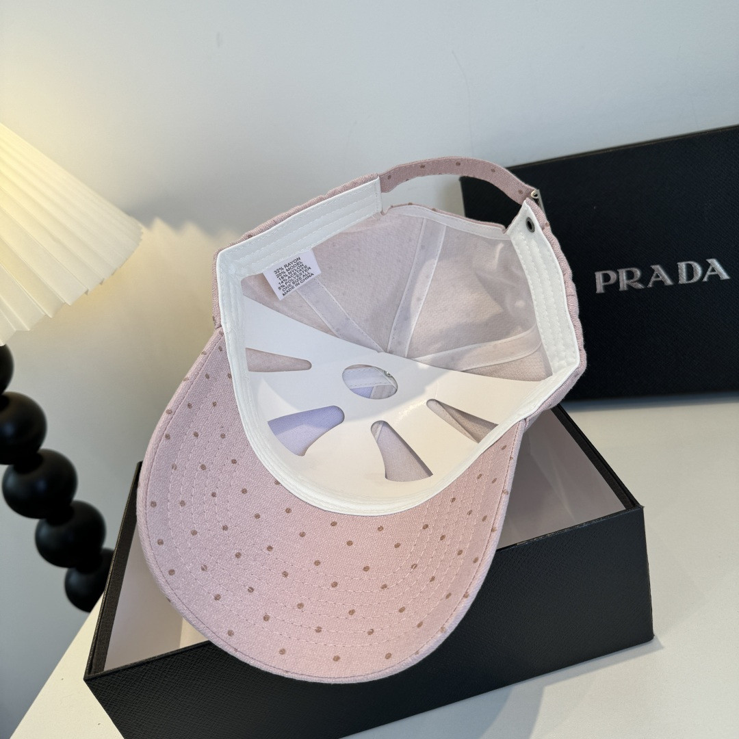 Pra*a baseball cap