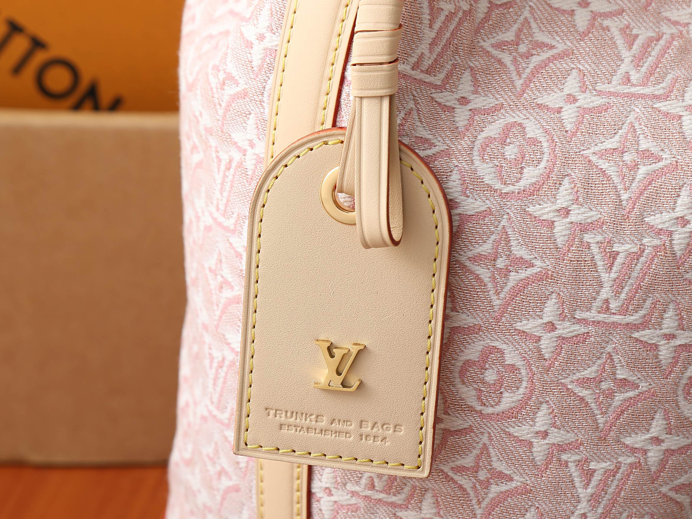 LV Noé M28714 27.5x36x20cm