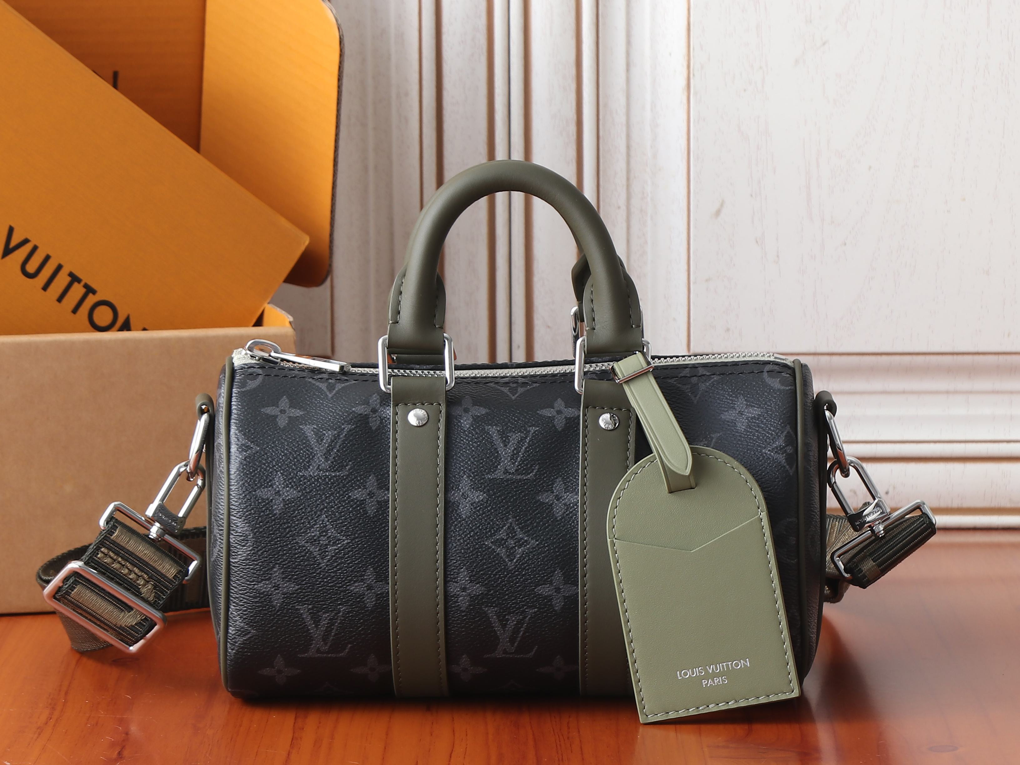 LV Keepall Shoulder Strap 25 M28638 25x15x11cm