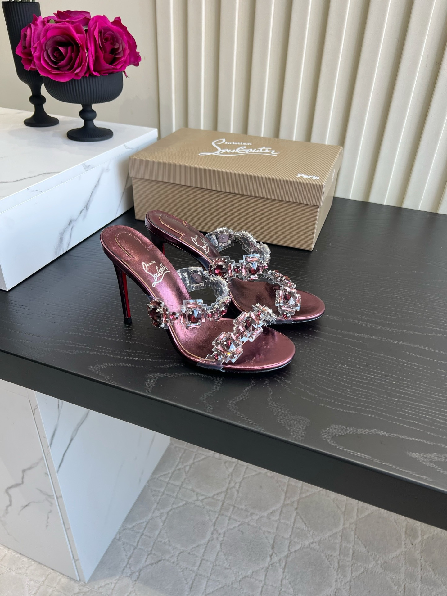 ua Ch**an louboutin just jewel slides