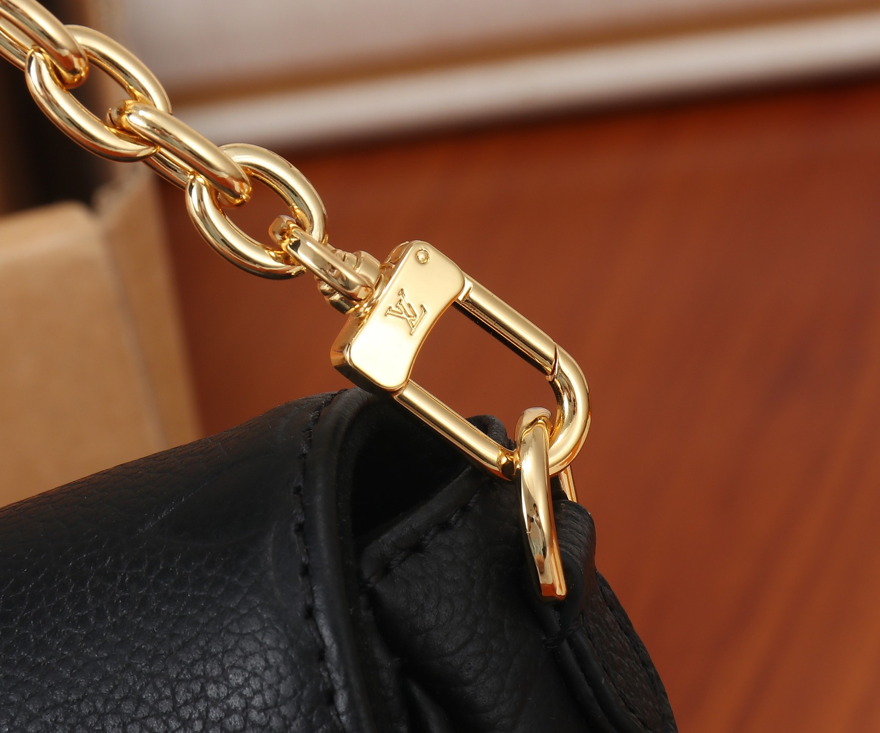 LV Wallet On Chain Ivy M82154 23.5x12x4.3cm