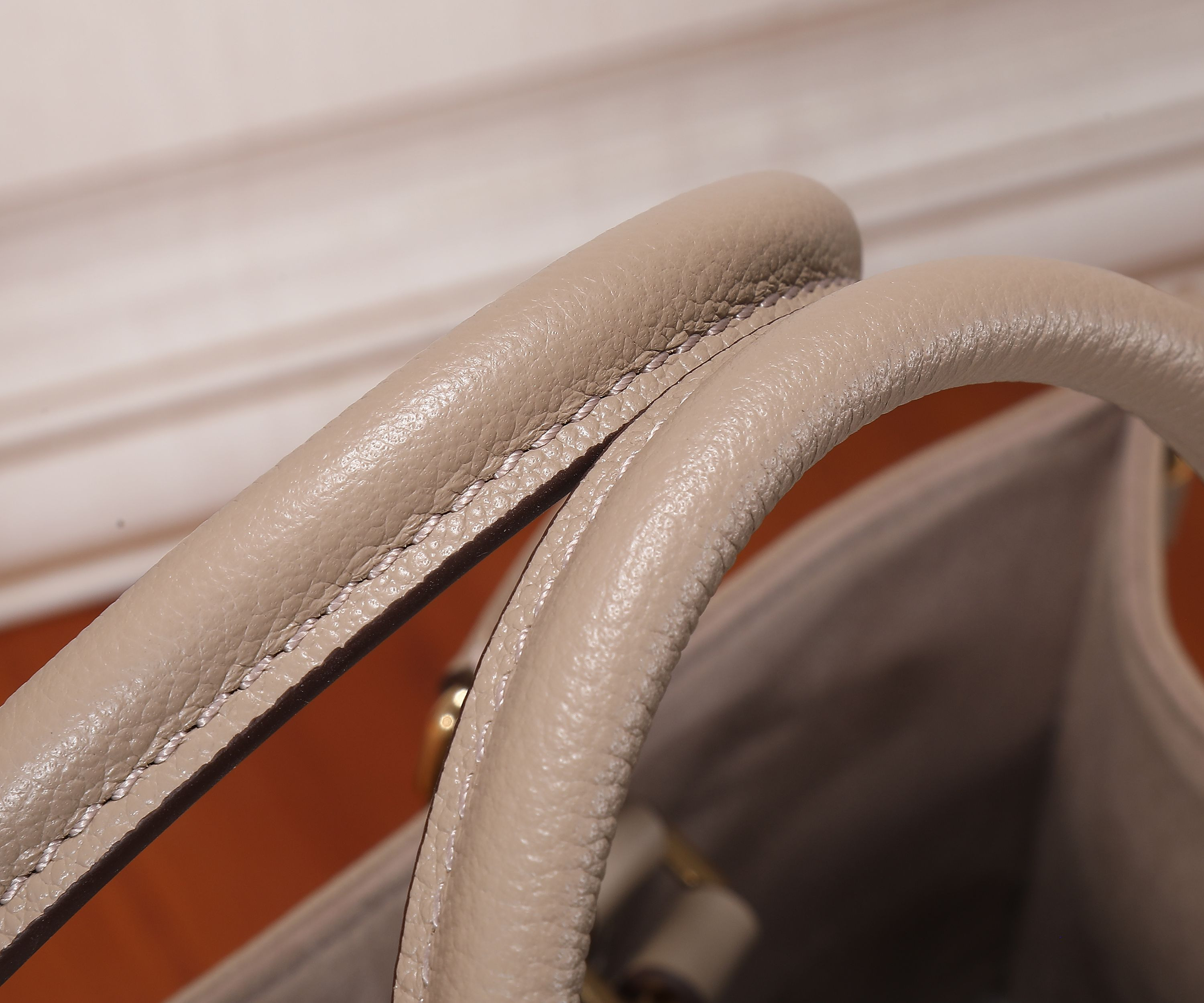 LV OnTheGo MM M45494 35 x 27 x 14 cm