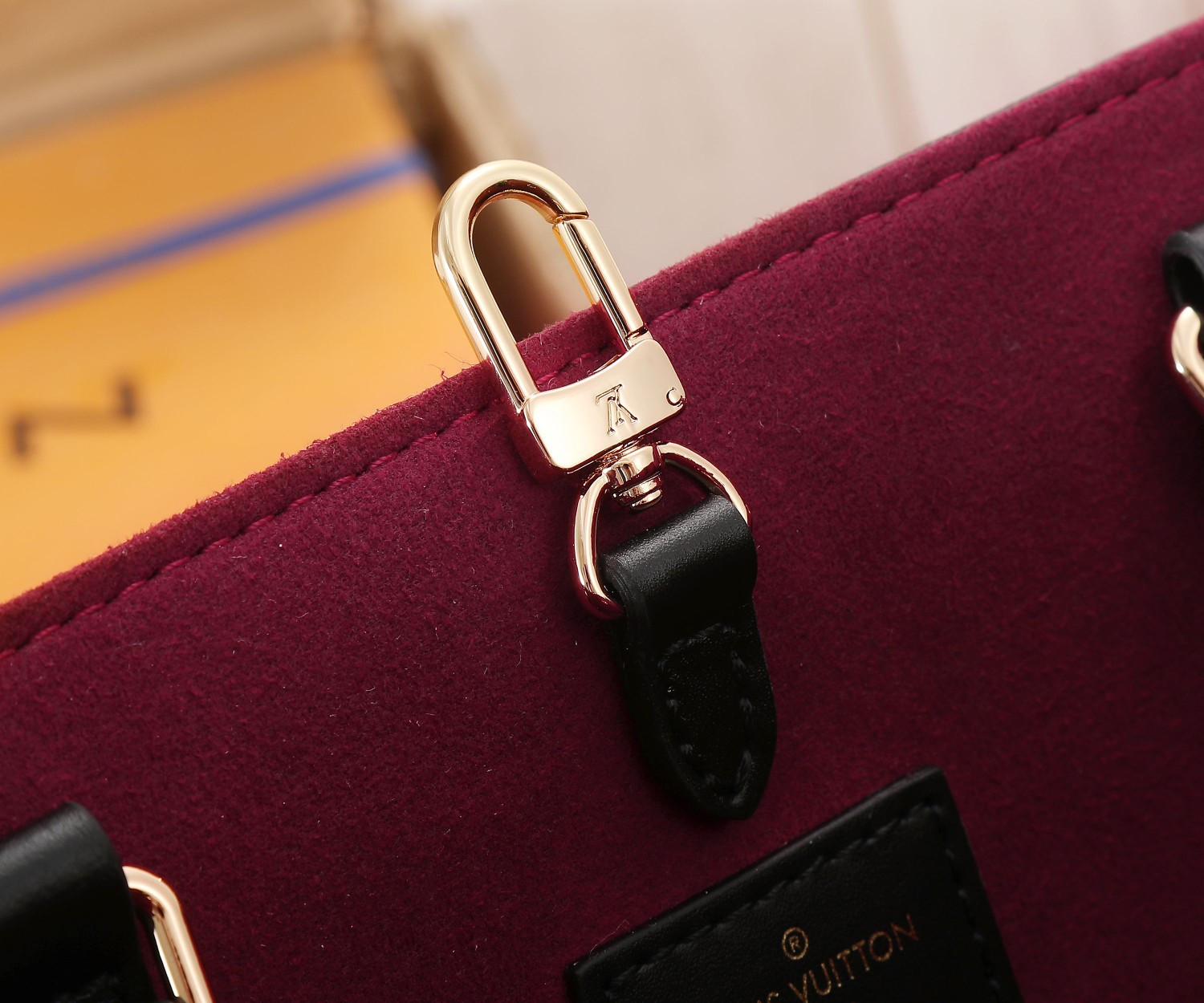 LV OnTheGo MM M45495 35 x 27 x 14 cm