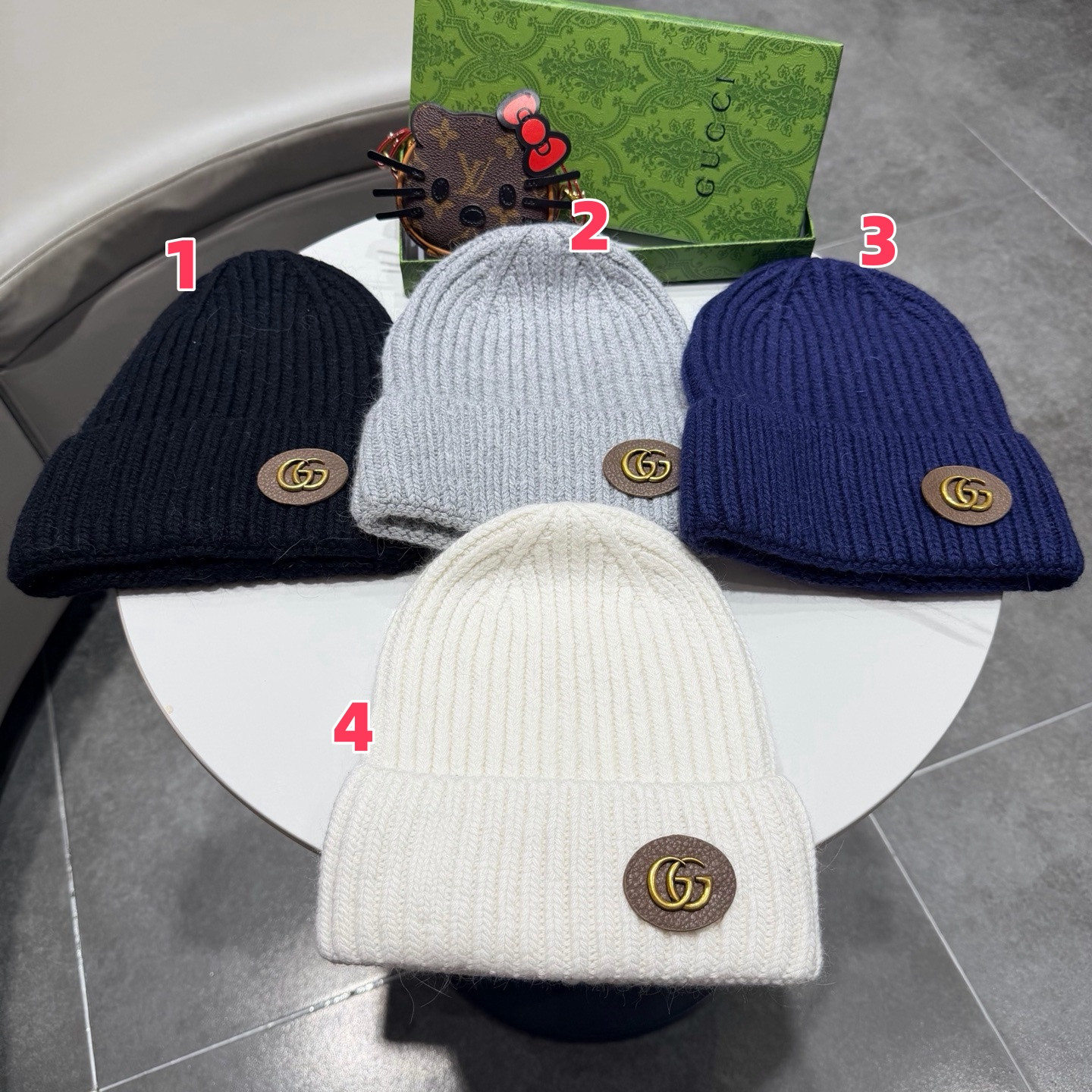 G*u*i beanie